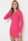 Fuksjowa Dopasowana Mini Sukienka z Prążkowanej Dzianiny z Metalową Ozdobą w Kształcie Serca Xustin