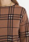 Ciemnobeżowy Sweter w Kratkę Burberry z Szerokimi Rękawami Gremese