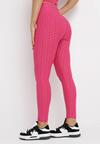 Fuksjowe Legginsy Push Up Ozdobione Tłoczonym Wzorem Nanoune