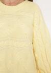 Żółty Oversizowy Sweter o Długim Kroju z Ozdobnym Splotem Sapodis