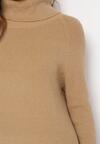 Ciemnobeżowa Sukienka Sweterkowa z Golfem Nazareth
