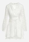 Biała Rozkloszowana Sukienka Mini z Plumeti o Kopertowym Kroju Tayeta
