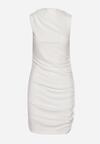 Biała Sukienka o Dopasowanym Fasonie z Marszczeniem z Boku Celsia