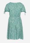 Zielona Sukienka Bawełniana z Hiszpańskim Dekoltem Ozdobiona Wzorem Paisley Zariatia