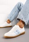 Biało-Niebieskie Płaskie Sneakersy Sznurowane z Ozdobnymi Nitmi Blosenti