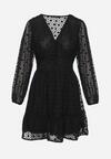 Czarna Sukienka z Tkaniny Plumeti z Geometrycznym Wzorem i Falbankami Alasmusa