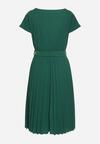 Zielona Koktajlowa Sukienka z Krótkim Rękawem i Gumką w Talii z Materiałowym Paskiem Javia