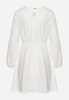 Biała Sukienka Rozkloszowana z Gumką w Pasie Selnaedo