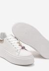 Biało-Złote Sneakersy na Platformie z Biżuteryjnymi Aplikacjami na Sznurówkach Noonia