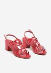 Czerwone Sandały z Ekoskóry na Słupku Zapinane na Sprzączkę z Metalową Aplikacją Zotesa