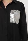 Czarna Bawełniana Koszula z Metalicznym Nadrukiem Imitującym Kieszeń Nencilla