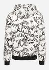 Biała Bluza z Kapturem Ozdobiona Napisami w Stylu Graffiti Masolia