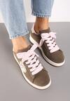 Ciemnobeżowe Sneakersy z Naszywką z Serduszkami Musitala