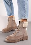 Beżowe Botki Workery na Płaskiej Podeszwie Zdobione Futerkiem Typu Baranek Nevasilla