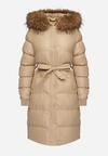 Beżowa Długa Pikowana Kurtka z Kapturem Odpinanym Futerkiem i Paskiem w Talii Serenira
