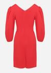 Czerwona Dopasowana Sukienka z Dekoltem w Serek Zinnaira