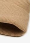 Ciemnobeżowa Czapka Ozdobiona Wywinięciem i Metaliczną Nicią Temirina