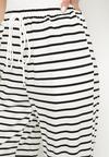 Pantaloni Negru cu alb