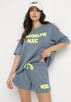 Granatowy Komplet Oversize z Wiskozą T-shirt i Szorty z Nadrukiem Liravella