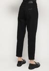 Czarne Klasyczne Jeansy o Kroju Mom Fit Fesianela