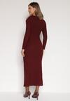 Bordowa Dopasowana Sukienka z Metaliczną Ozdobą na Ramieniu Reilara