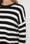 Biało-Czarny Sweter o Kroju Oversize z Motywem Pasków Irtusa