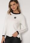 Biały Sweter Ozdobiony Paskami i Aplikacją Tusanne