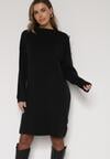 Czarna Sweterkowa Sukienka Pudełkowa Ozdobiona z Boku Guzikami Tustina