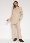 Beżowy Prążkowany Komplet Dzianinowy z Bawełną Sweter z Półgolfem i Spodnie Elweda