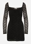 Czarna Koronkowa Sukienka o Dopasowanym Kroju z Kwadratowym Dekoltem Tiwedesa