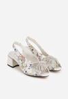 Białe Sandały na Obcasie ze Skórzaną Wkładką Ozdobione Pomponem Nelreris