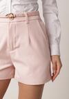 Pantaloni scurți Roz