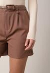 Pantaloni scurți Maro
