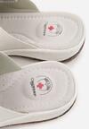 Białe Klapki na Koturnie z Perforacją Tłoczeniem i Metaliczną Aplikacją Eupheda