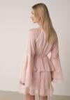 Różowa Sukienka z Eterycznymi Falbanami i Wiązanym Paskiem Rivaniah
