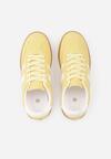 Żółte Sneakersy na Kauczukowej Podeszwie z Geometrycznym Motywem Vikioria