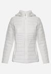 Biała Pikowana Kurtka Przejściowa z Kapturem i Elastycznymi Panelami Feziala