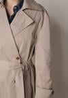 Beżowy Bawełniano-Wiskozowy Płaszcz Trencz z Wiązanym Paskiem i Klapą Lissana