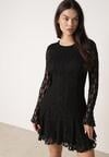 Czarna Sukienka Koronkowa z Rozkloszowanymi Rękawami Cinatea