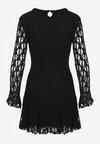 Czarna Sukienka Koronkowa z Rozkloszowanymi Rękawami Cinatea