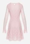 Różowa Sukienka Koronkowa z Rozkloszowanymi Rękawami Cinatea