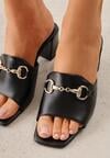 Czarne Eleganckie Klapki na Słupku z Odkrytym Noskiem i Metaliczną Aplikacją Anazia