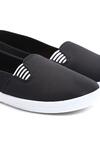 Czarne Slip On Chill and Jump