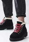 Czarne Traperki Want Them