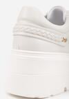 Białe Sneakersy Vices na Grubej Podeszwie z Metaliczną Ozdobą Tatorelis