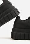 Czarne Sneakersy VICES na Grubej Tłoczonej Podeszwie z Perforacją Diomerine
