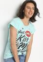 Miętowy T-shirt Kiss Me