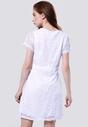 Biała Sukienka Be Suggestive Of