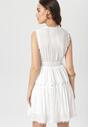Biała Sukienka Clathyia