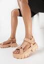 Beżowe Sandały Praxionis